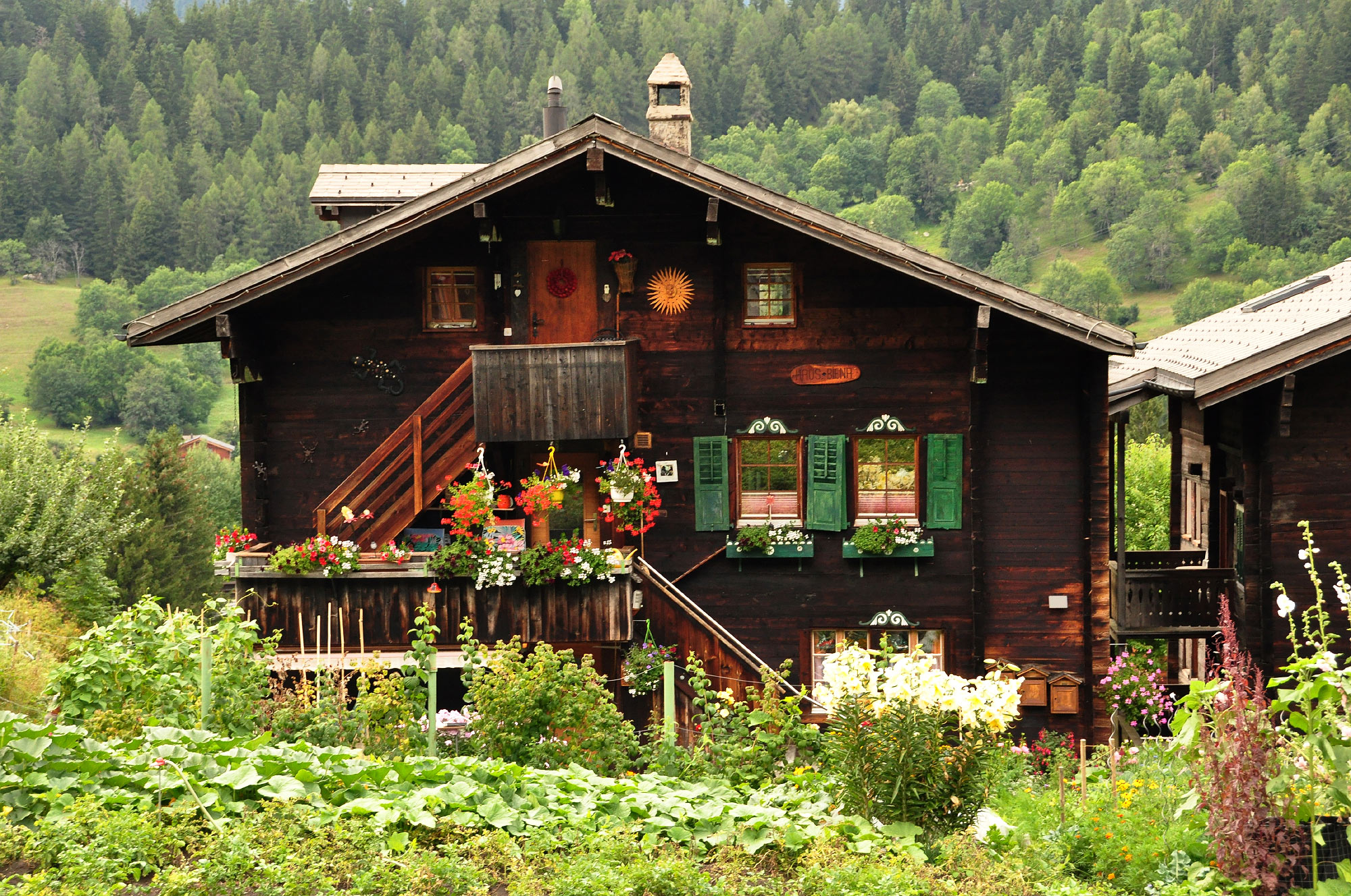 Ernen